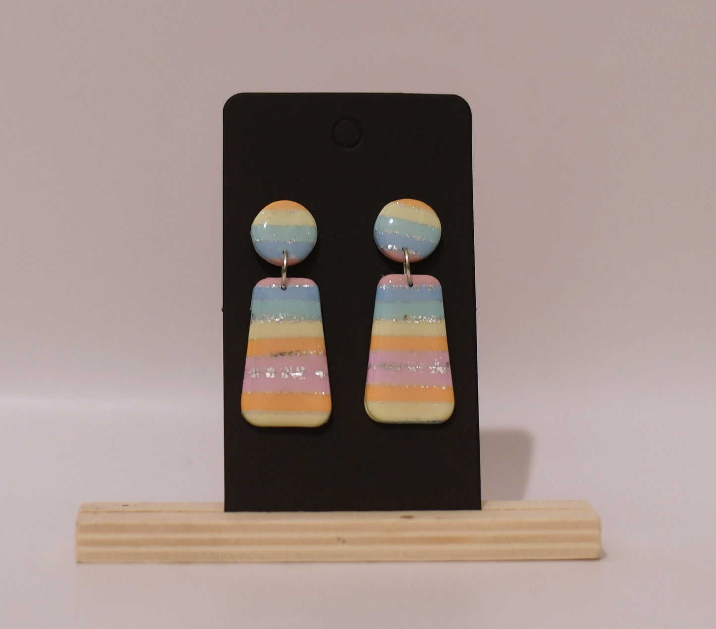 Serena – handgemaakte pastel oorbellen