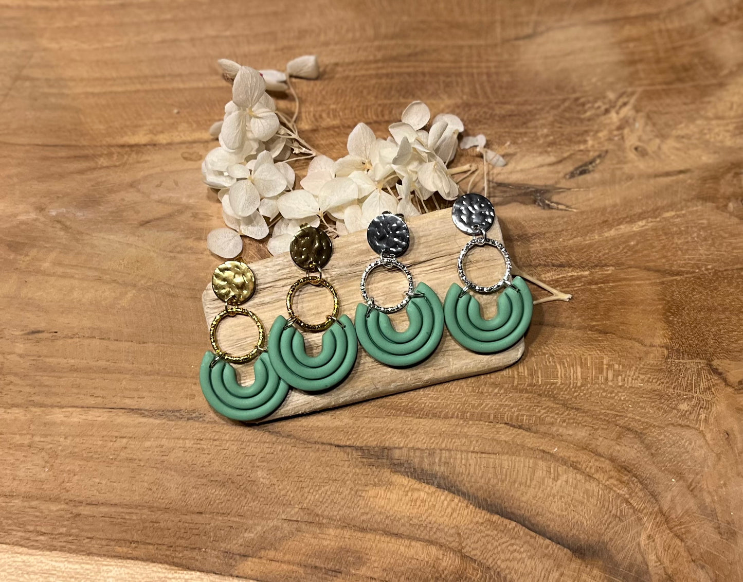 🌿 Rosa – Boho arc oorbellen in warme aardetint