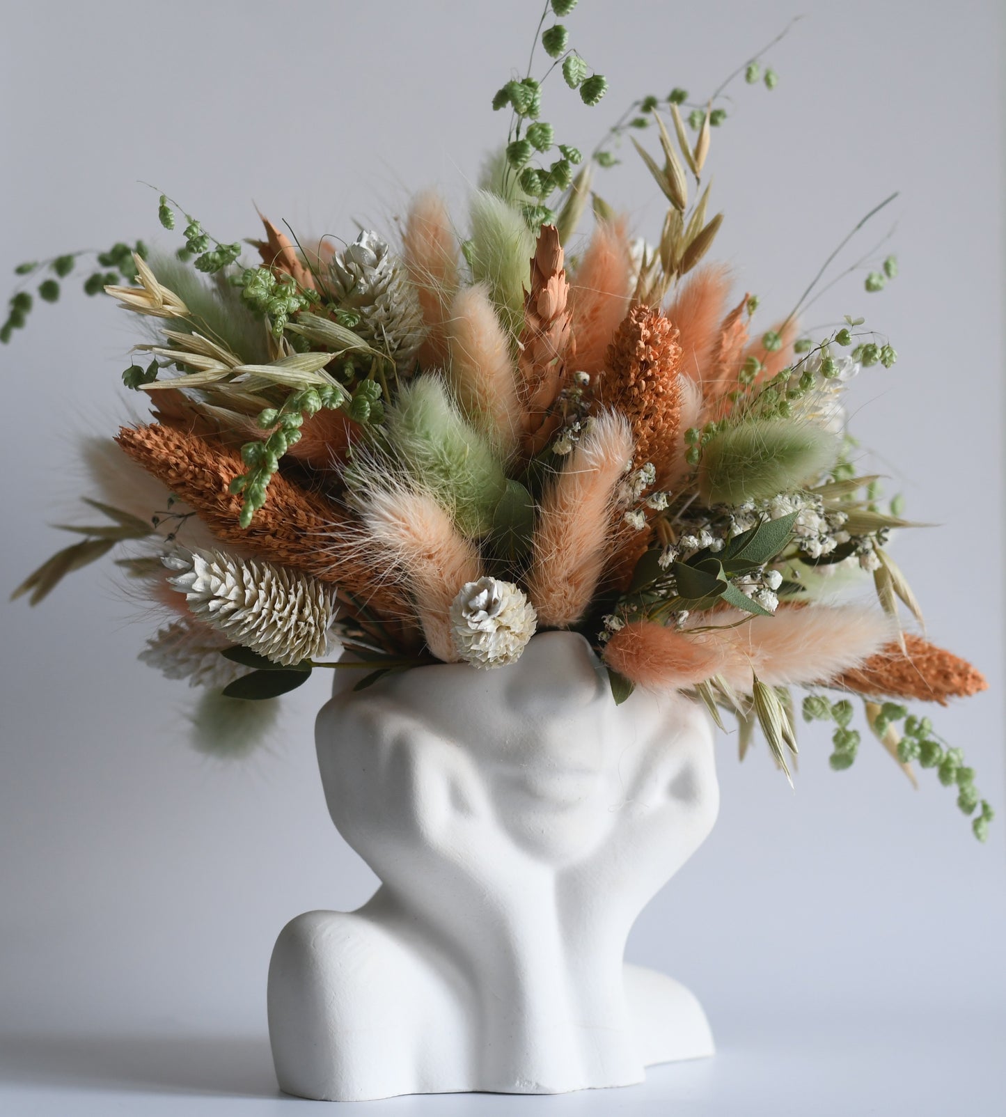 Novelle — dromend beeldje