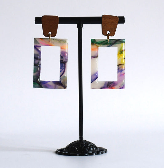 Alizée - Handgemaakte transparante rechthoekige oorbellen met alcohol inkt