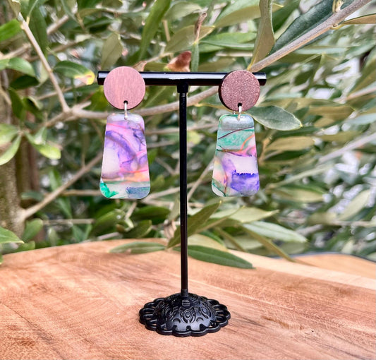 Isaline - Handgemaakte marmer oorbellen met alcohol inkt en houten oorsteker