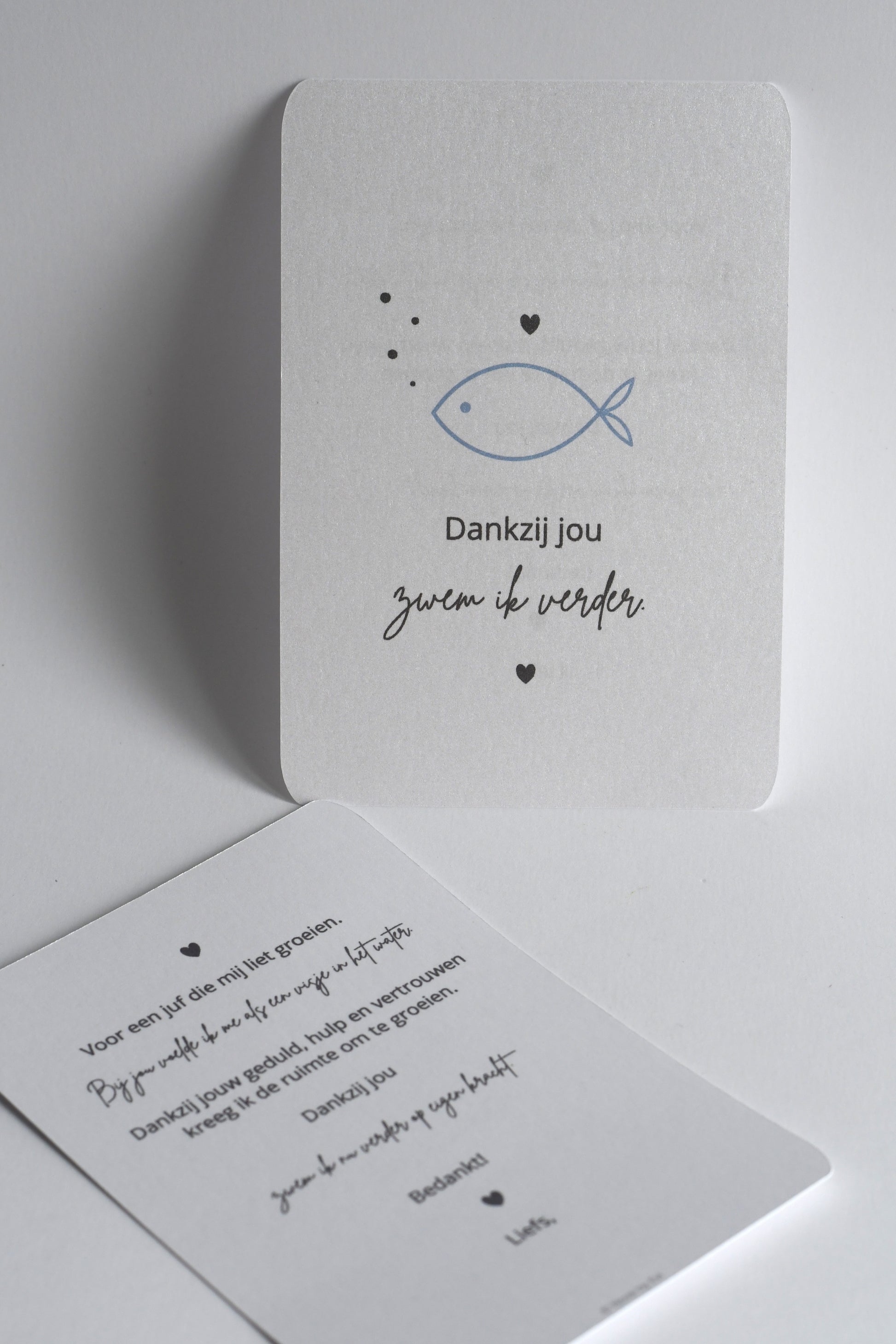 Exclusief ontworpen kaartje "Dankzij jou zwem ik verder" voor juf of meester