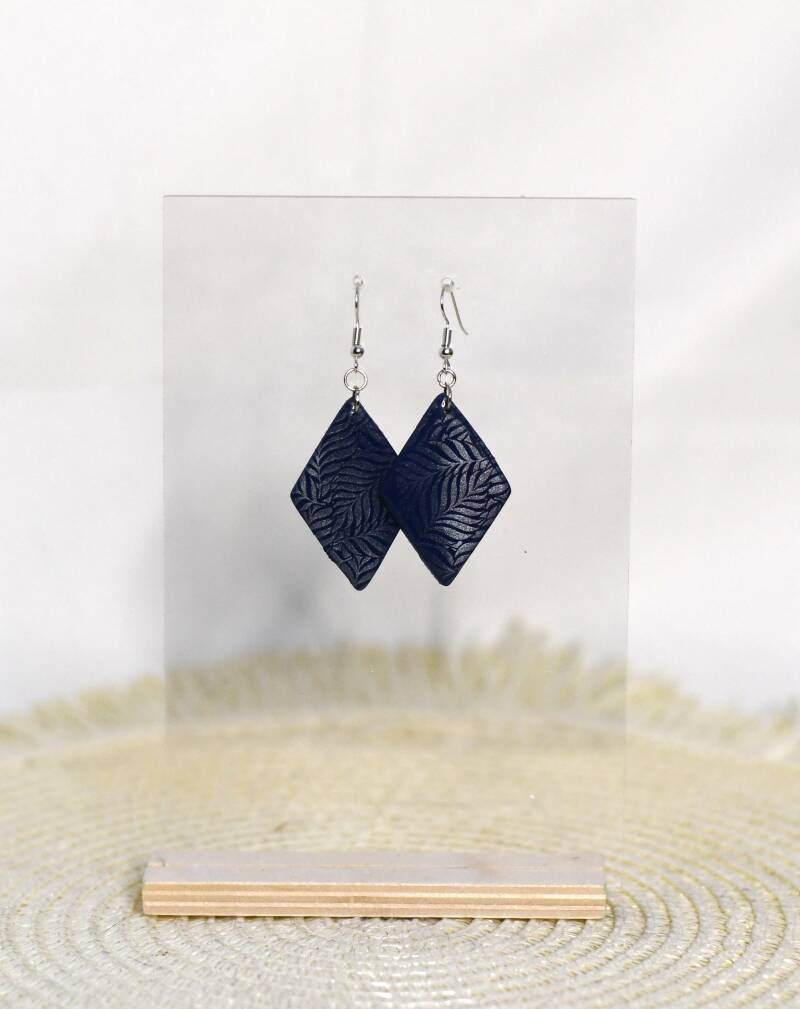 💙🩶 Julie 🩶💙 Handgemaakte Statement Oorbellen – Koningsblauw met zilveren accenten