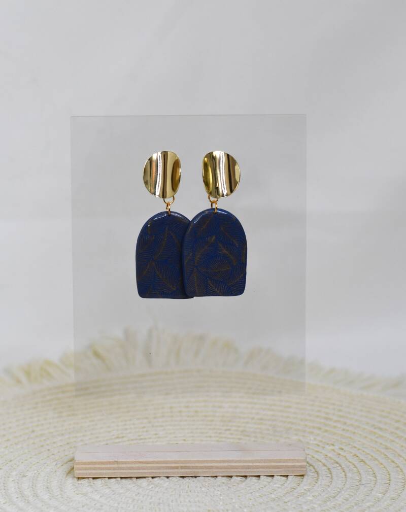 💙💛 Fenna 💛💙 Handgemaakte Statement Oorbellen – Koningsblauw met Gouden Accenten