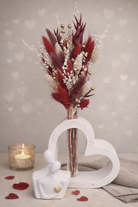 Hartenvaas met beeldje – gepersonaliseerd met droogbloemen