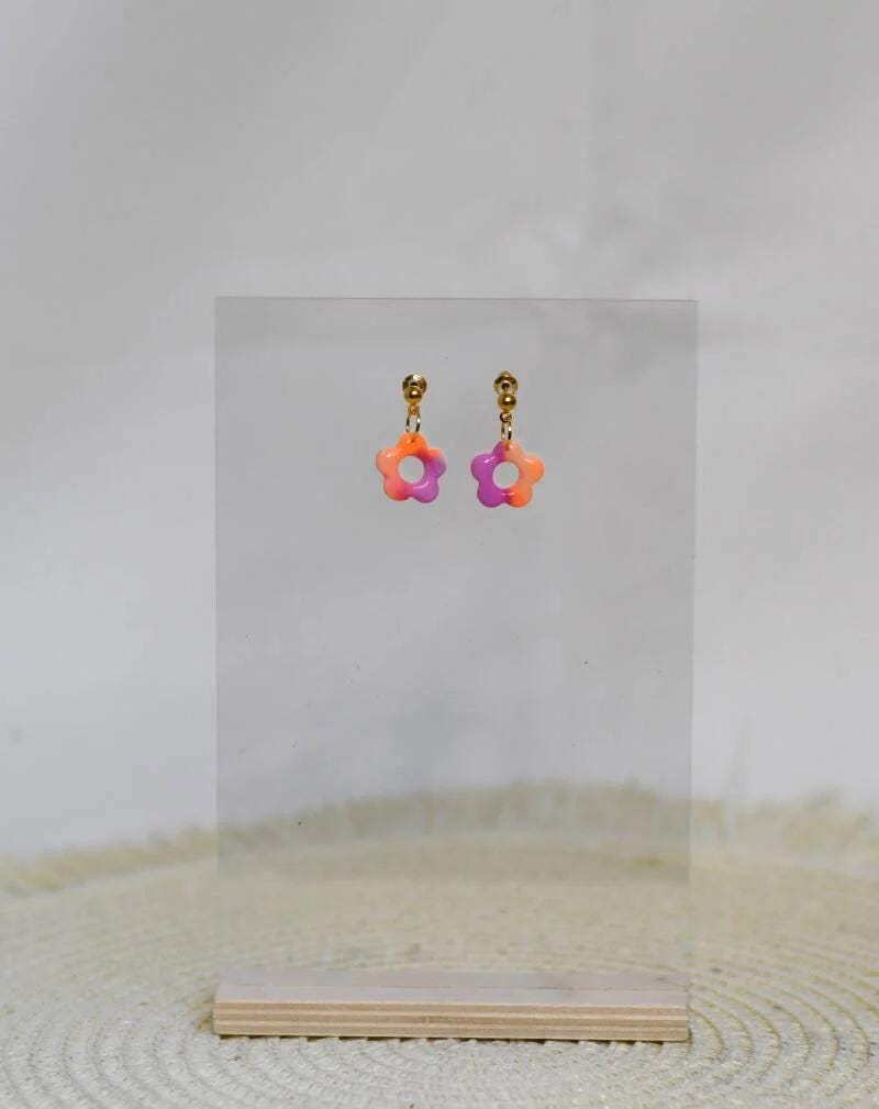 Noor neon vibes - speelse neon oorbellen