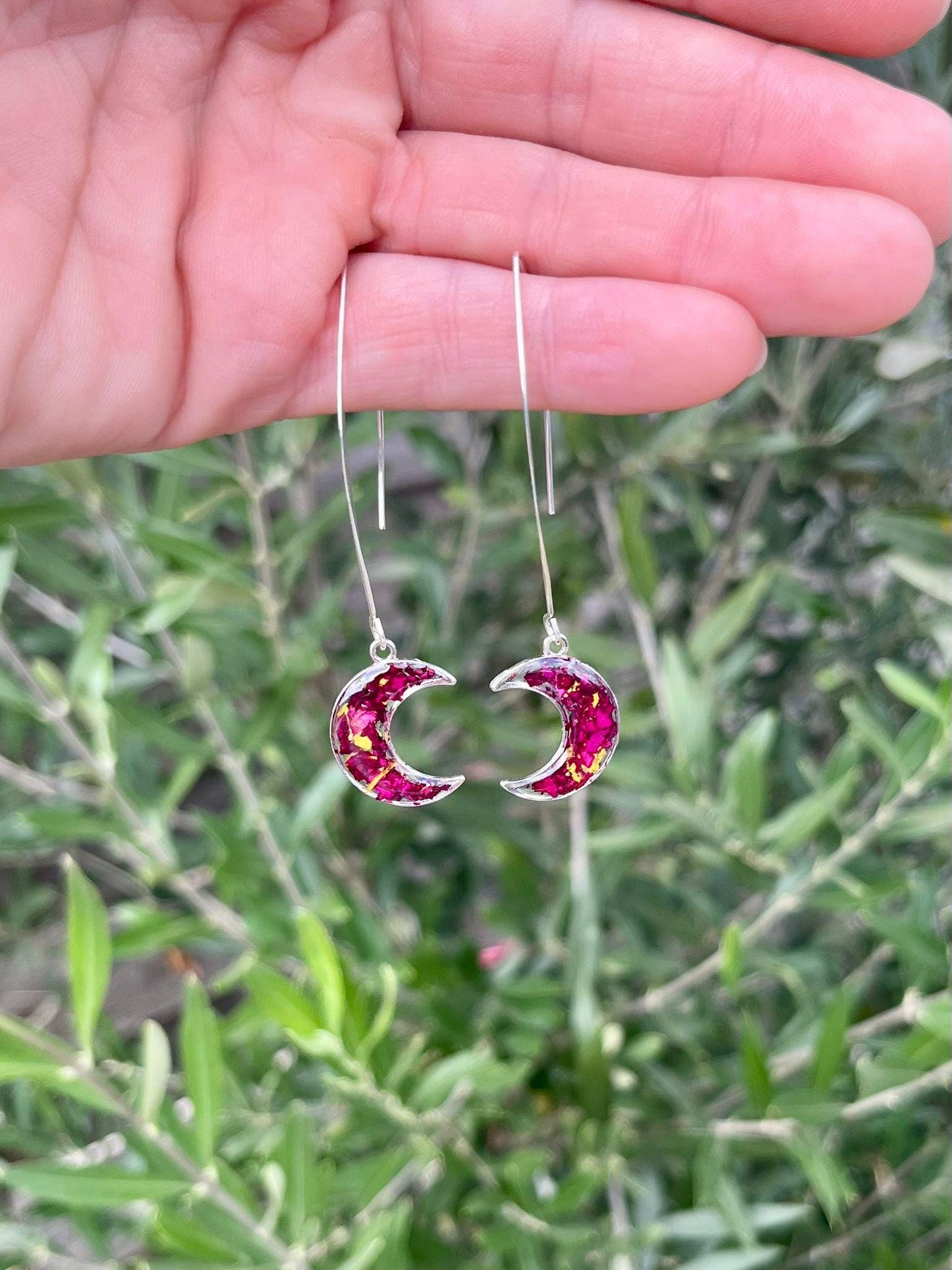 handgemaakte Moon Rose sieradenset met gedroogde rozenblaadjes – Nova by Evi