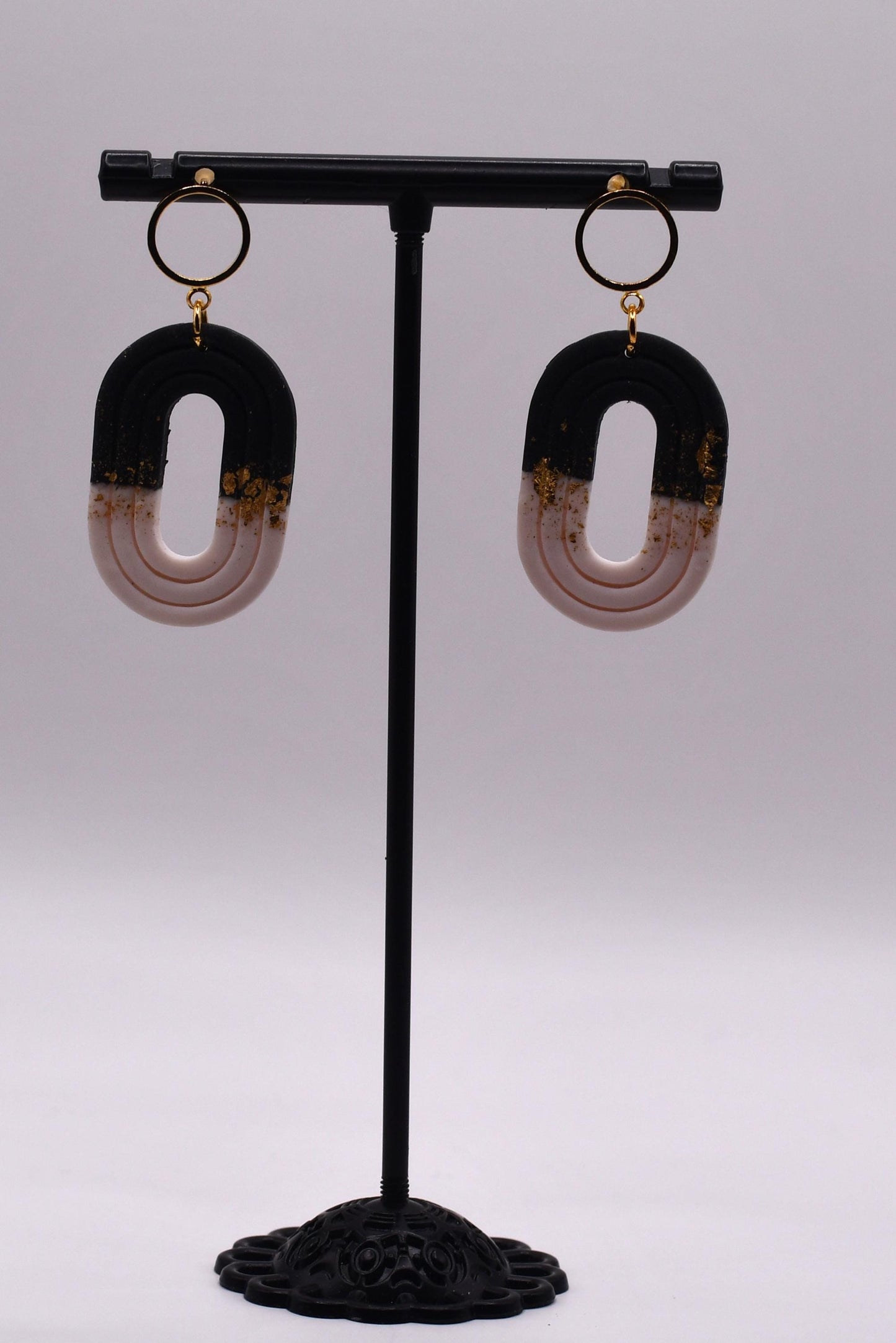 Noir Glow - Zwart en Nude Statement Oorbellen met 18K Goud